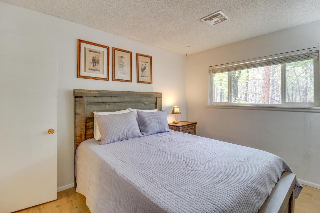 Updated Country Club Cabin, Near Golfing And Hiking! Indian Pine Buitenkant foto
